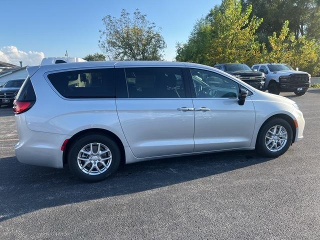 new 2026 Chrysler Pacifica car, priced at $38,615