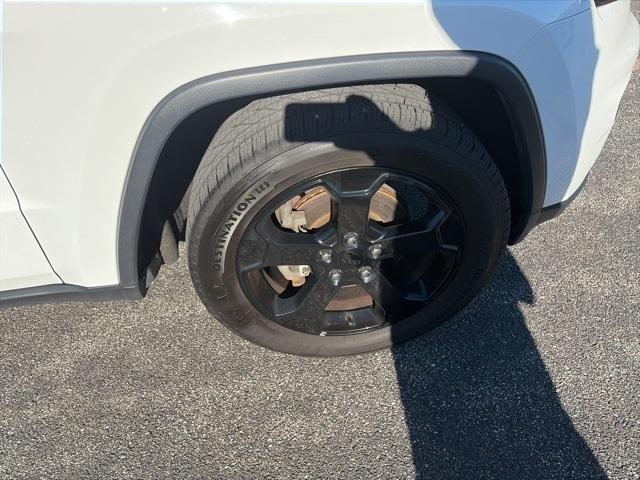 used 2018 Jeep Grand Cherokee car, priced at $18,443