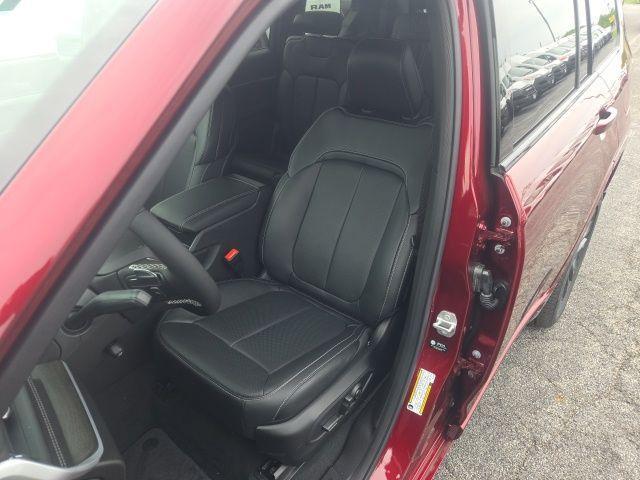 new 2026 Jeep Grand Cherokee L car, priced at $49,460