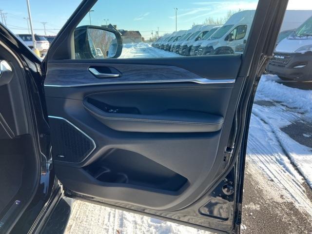 used 2025 Jeep Grand Cherokee L car, priced at $48,821