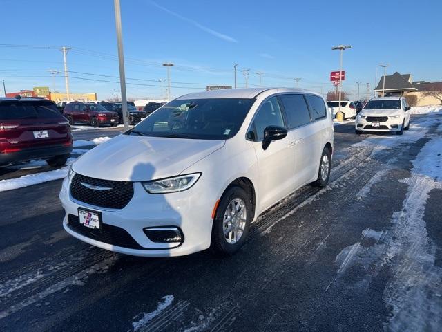 new 2026 Chrysler Pacifica car, priced at $39,145