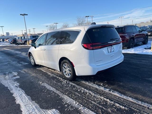 new 2026 Chrysler Pacifica car, priced at $39,145