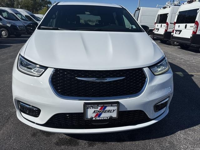 new 2026 Chrysler Pacifica car, priced at $38,140