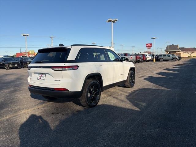 new 2025 Jeep Grand Cherokee car, priced at $43,870