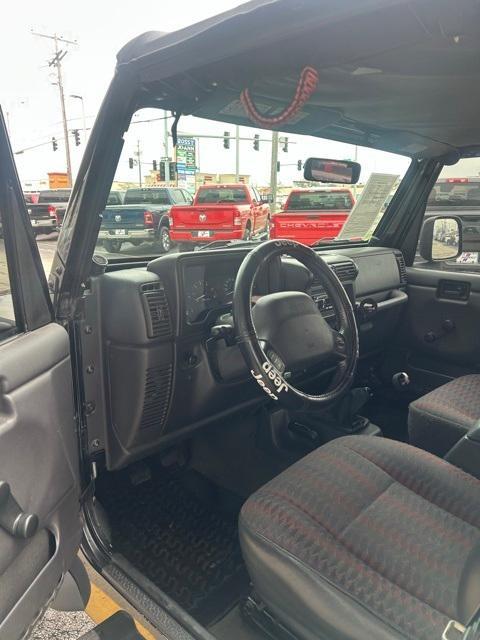 used 2000 Jeep Wrangler car, priced at $12,991