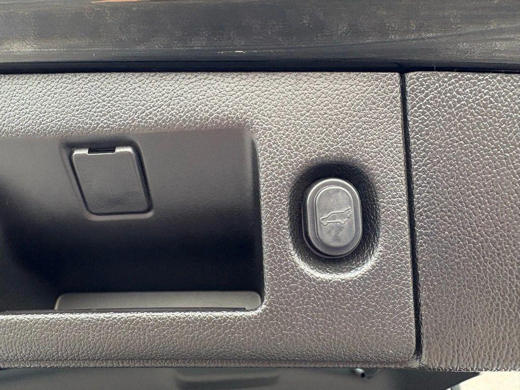 used 2018 Chevrolet Tahoe car, priced at $27,895