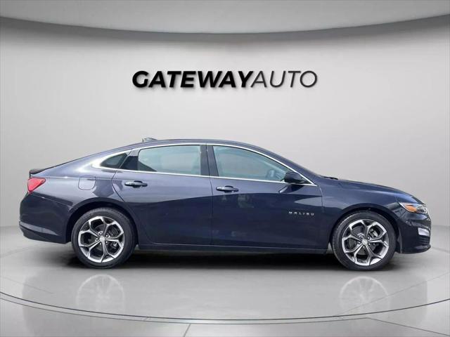 2023 GRAY Chevrolet Malibu