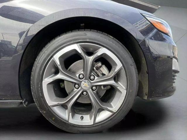 2023 GRAY Chevrolet Malibu