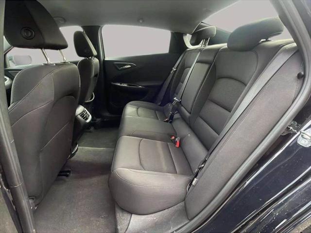 2023 GRAY Chevrolet Malibu