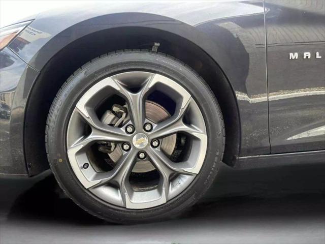 2023 GRAY Chevrolet Malibu