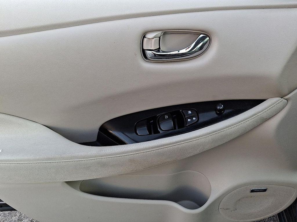 used 2014 Nissan Leaf car, priced at $3,987