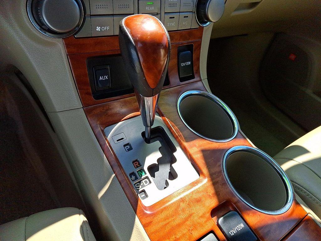 used 2008 Toyota Highlander car, priced at $7,680