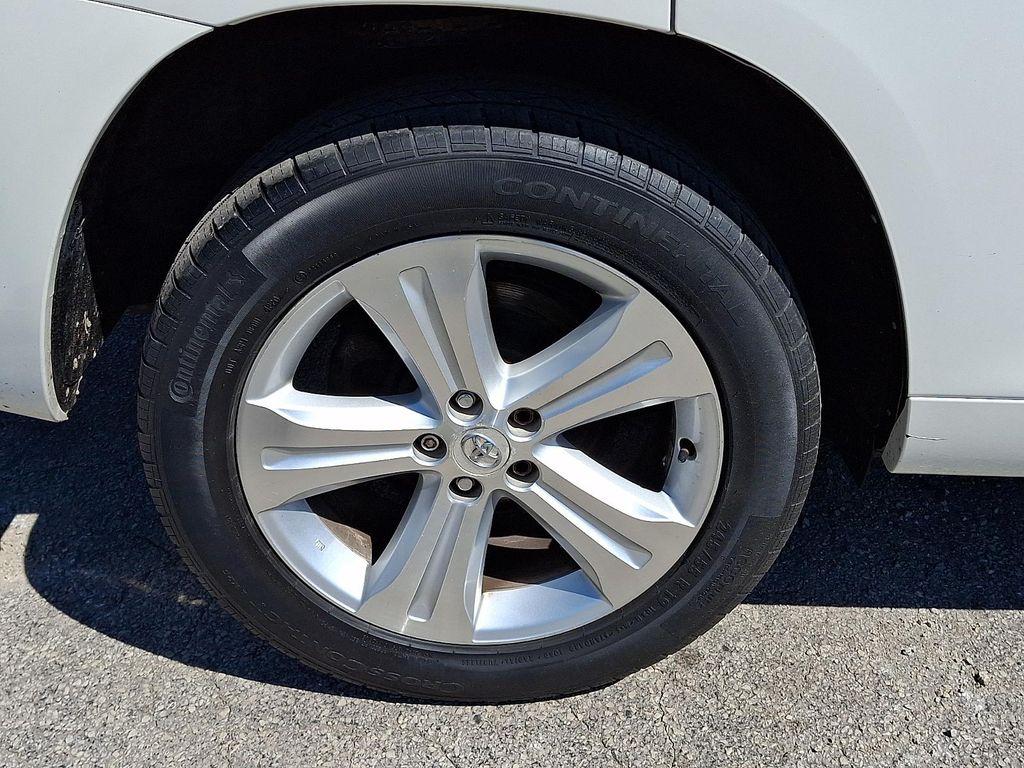 used 2008 Toyota Highlander car, priced at $7,680