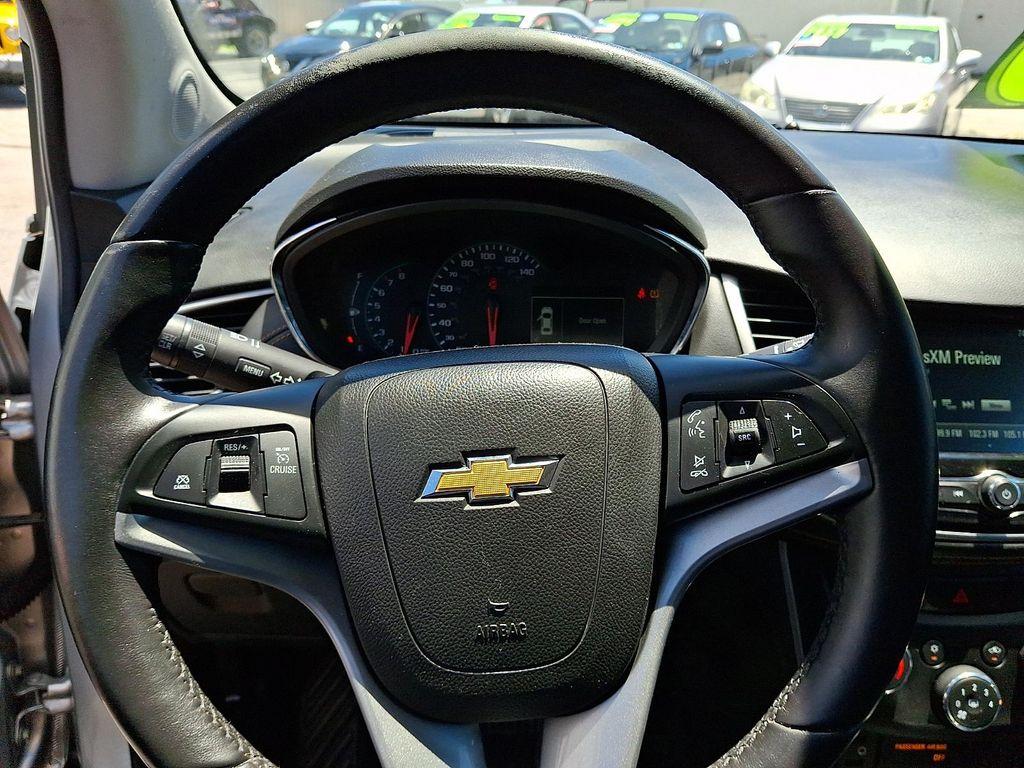 2017 Chevrolet Trax LT - Photo 19