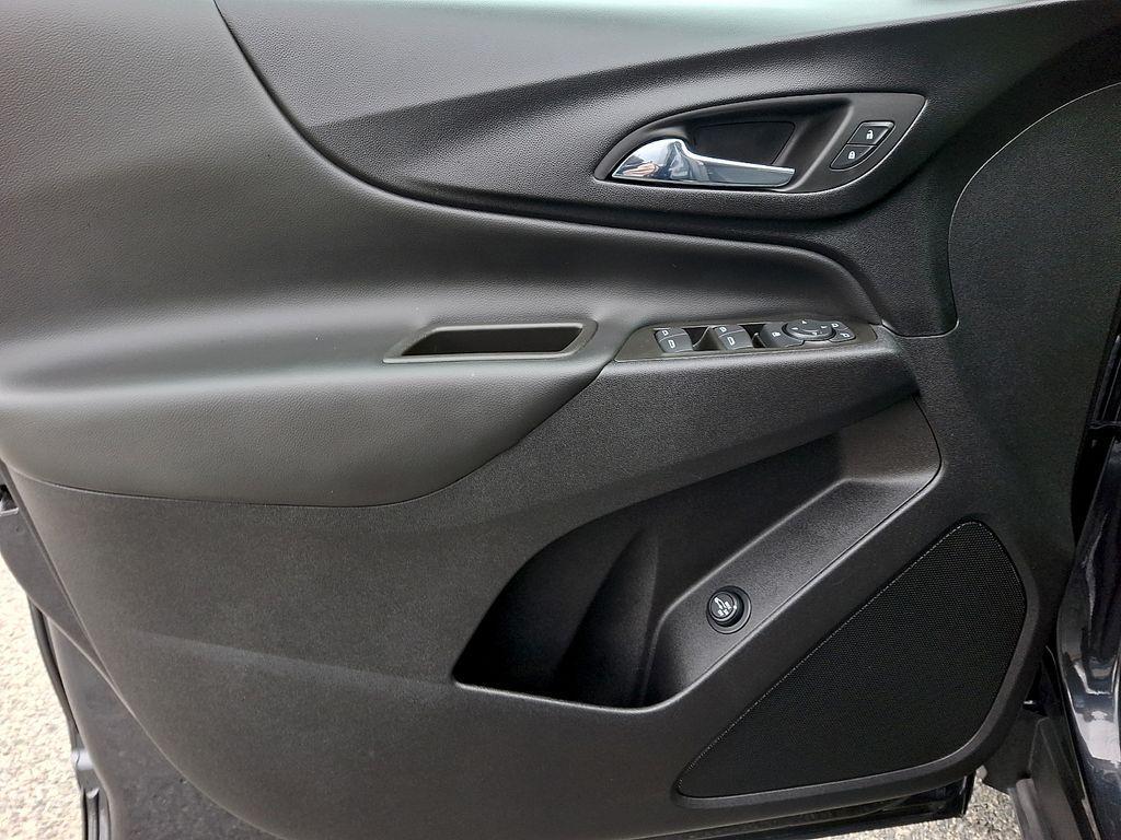 used 2022 Chevrolet Equinox car, priced at $20,958