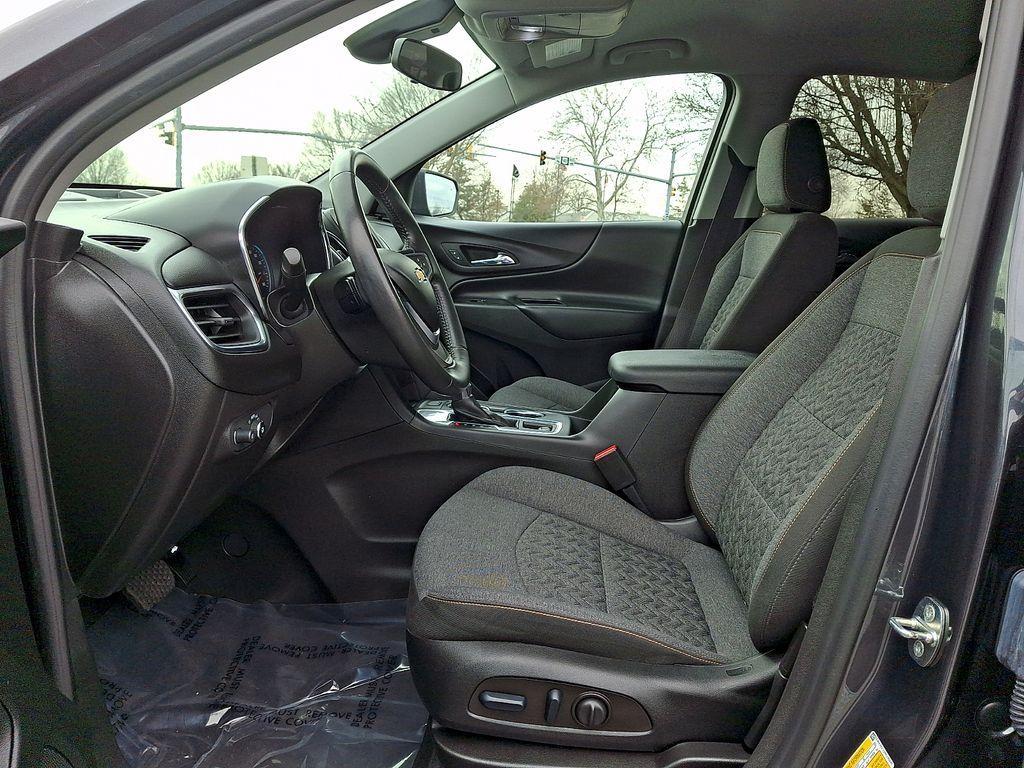 used 2022 Chevrolet Equinox car, priced at $20,958