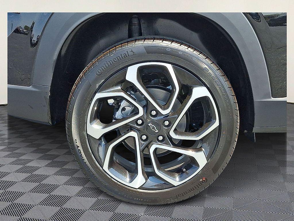 new 2026 Chevrolet Trax car, priced at $25,329