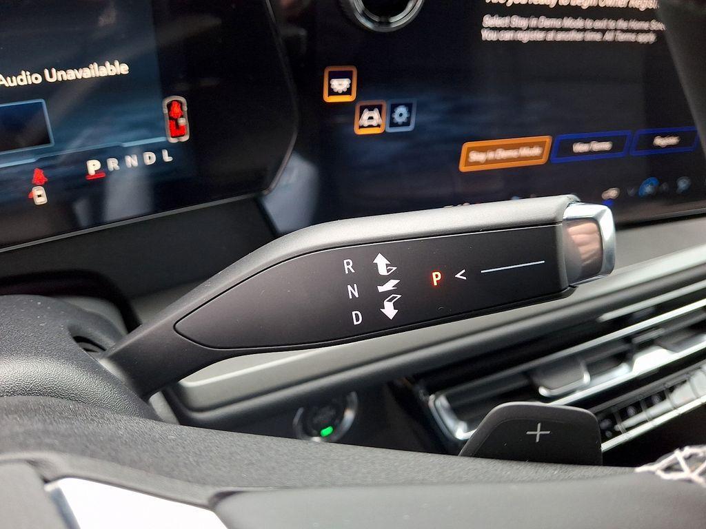 new 2026 Chevrolet Traverse car, priced at $42,029