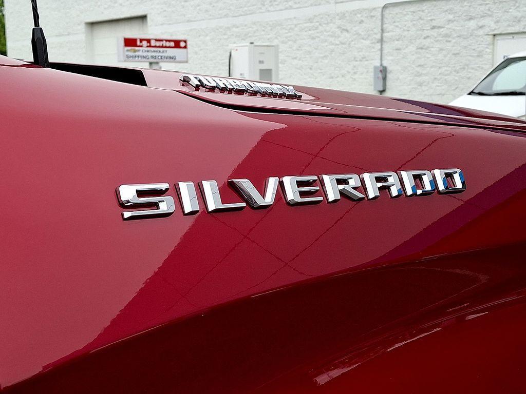 new 2026 Chevrolet Silverado 1500 car, priced at $47,342