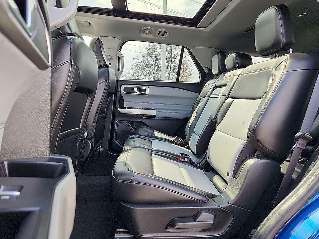 used 2022 Ford Explorer car