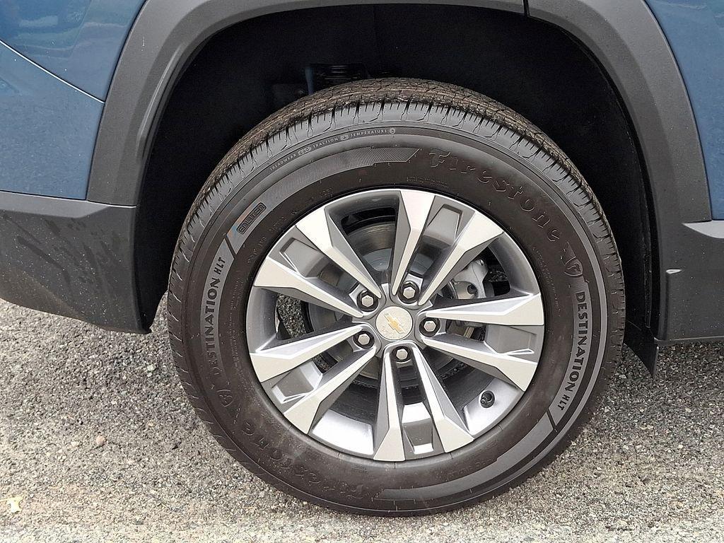 new 2026 Chevrolet Equinox car, priced at $30,071