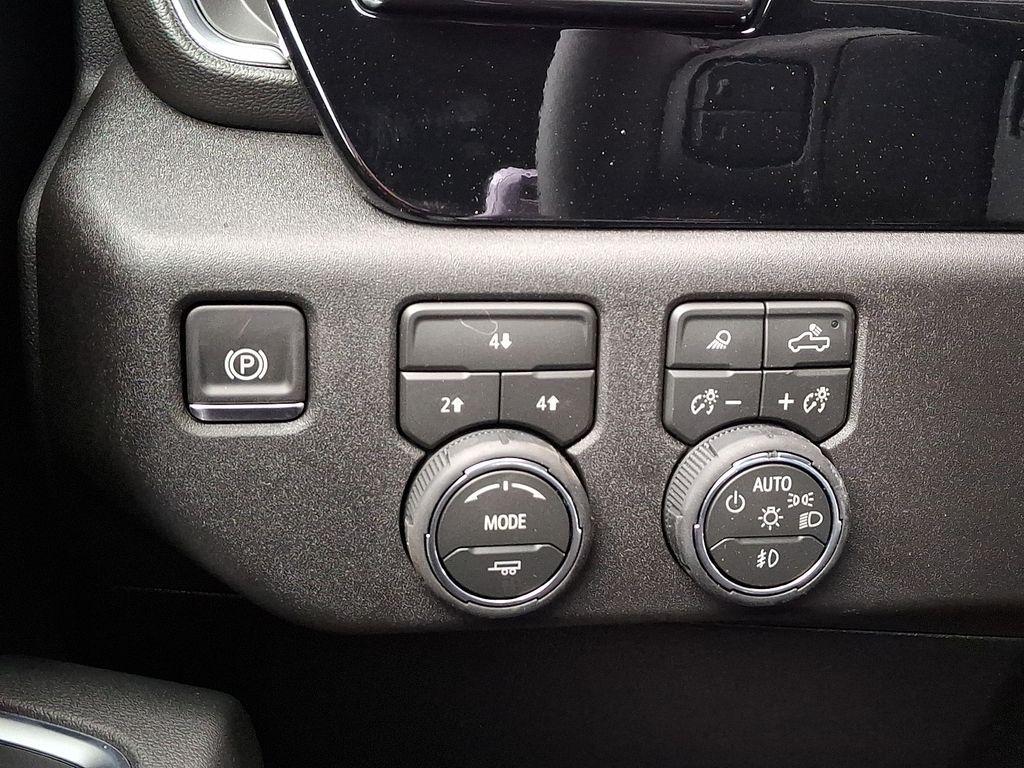 new 2026 Chevrolet Silverado 2500 car, priced at $65,432