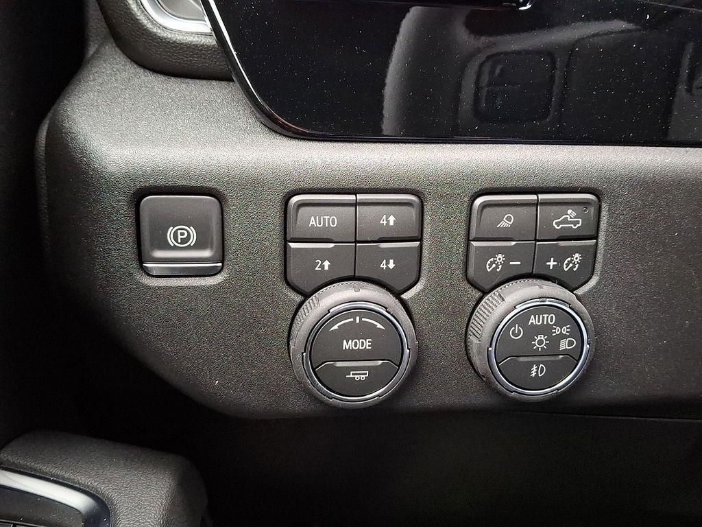 new 2026 Chevrolet Silverado 3500 car, priced at $71,868