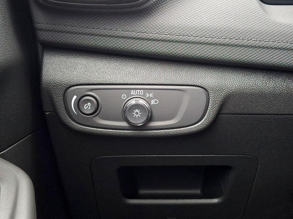 new 2026 Chevrolet TrailBlazer car, priced at $25,856