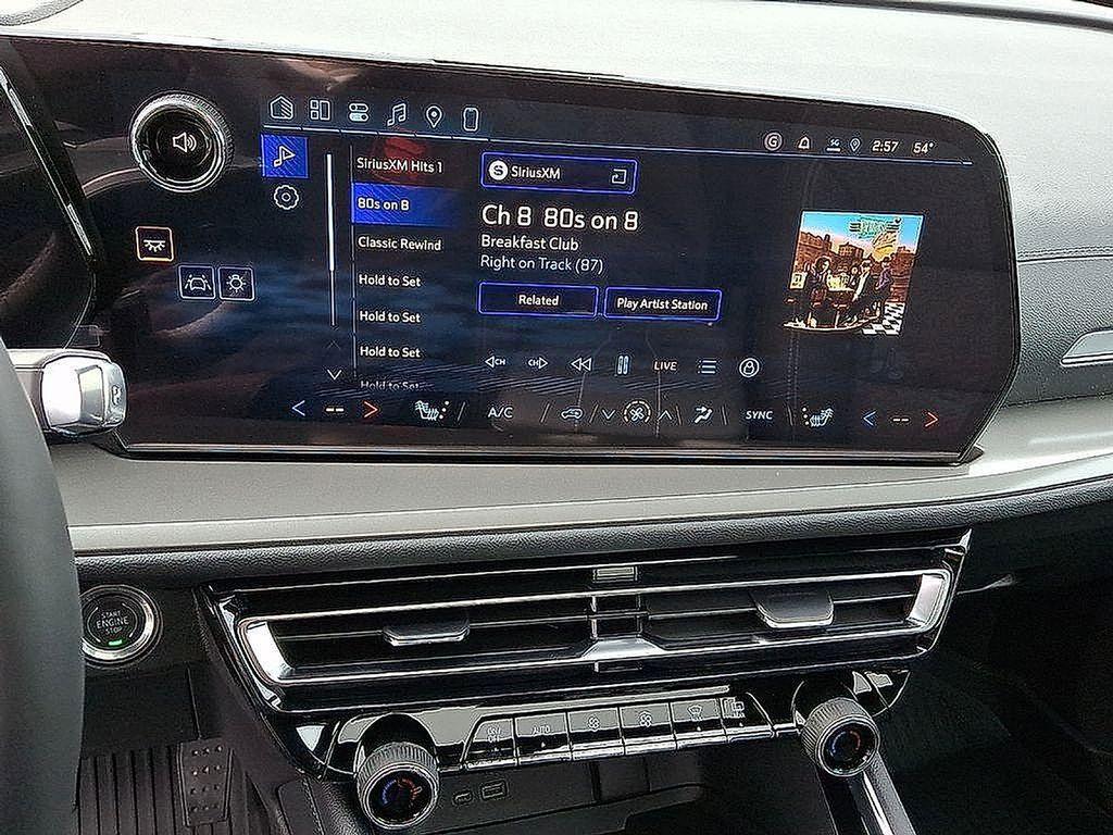 new 2026 Chevrolet Traverse car