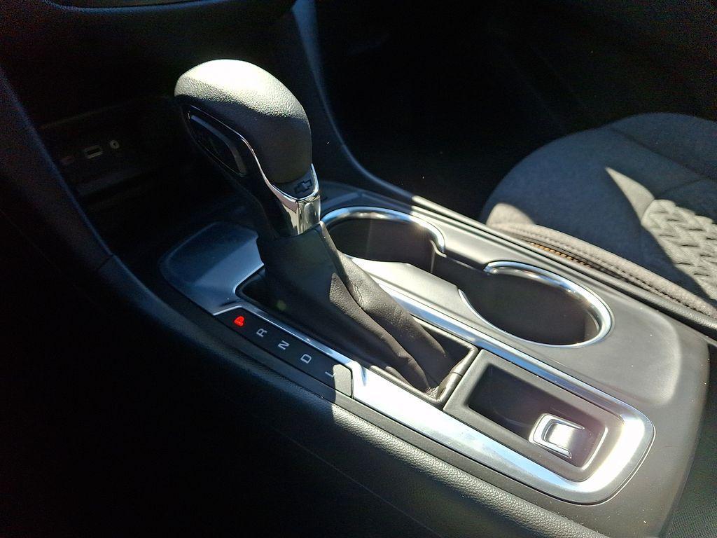 used 2022 Chevrolet Equinox car, priced at $21,511