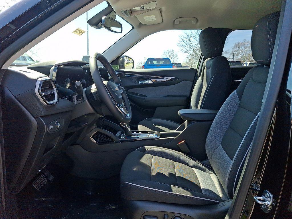 new 2026 Chevrolet TrailBlazer car, priced at $29,402