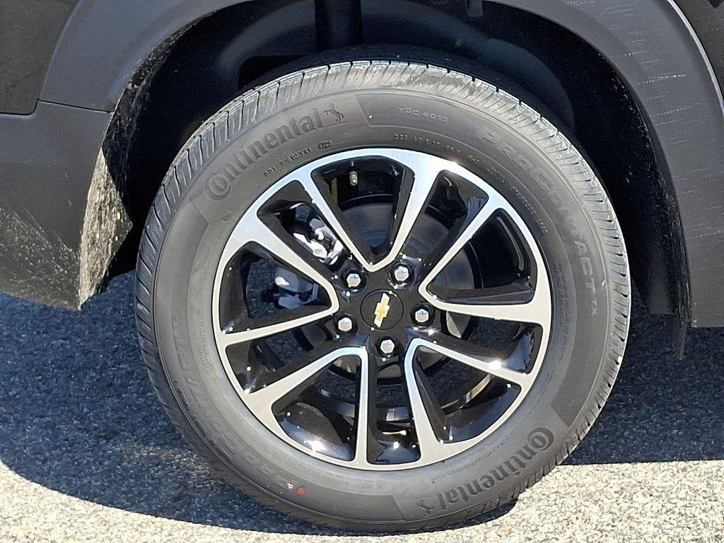 new 2026 Chevrolet TrailBlazer car, priced at $29,402