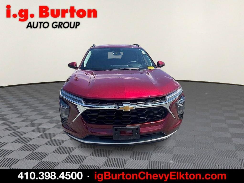 used 2024 Chevrolet Trax car, priced at $23,988