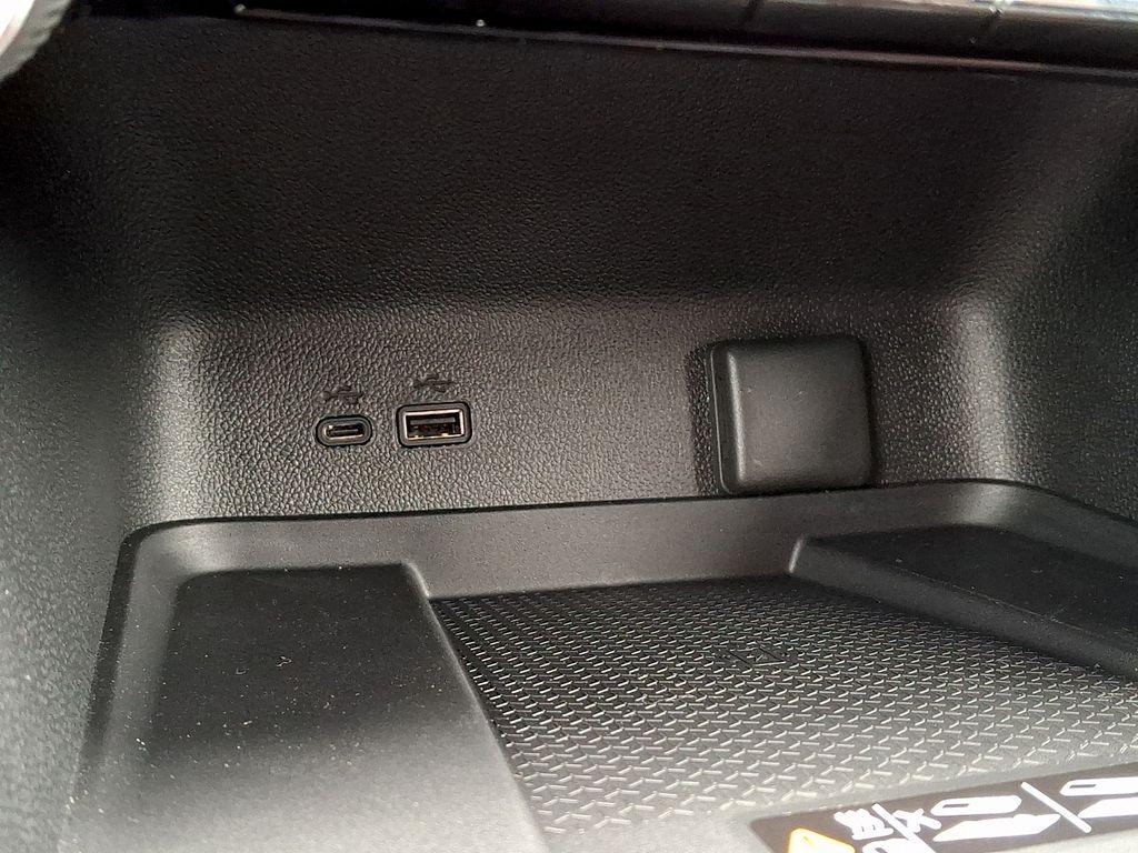 new 2026 Chevrolet Traverse car, priced at $41,988