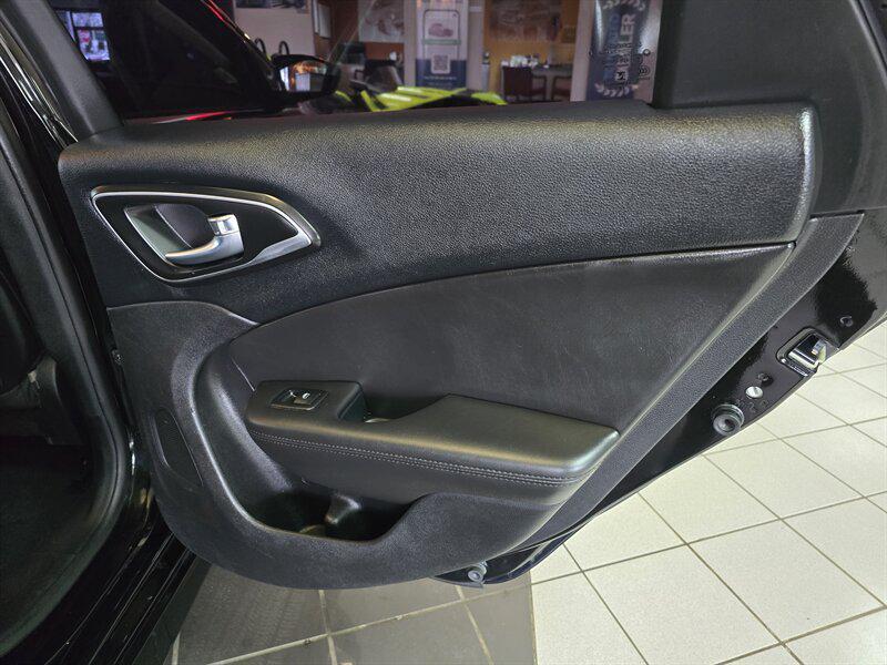 used 2016 Chrysler 200 car, priced at $7,999