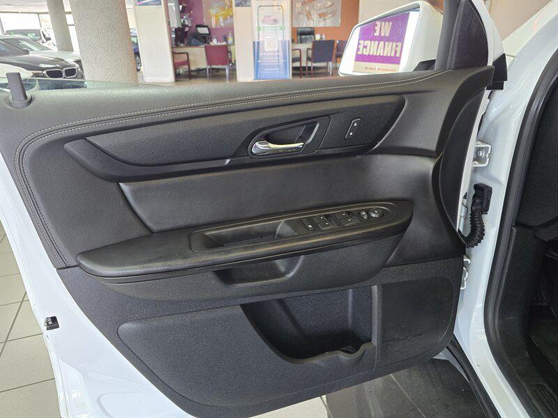 used 2017 Chevrolet Traverse car, priced at $12,995