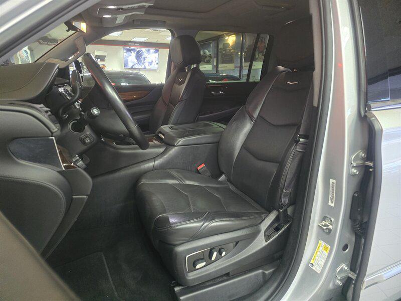 used 2017 Cadillac Escalade ESV car, priced at $22,995