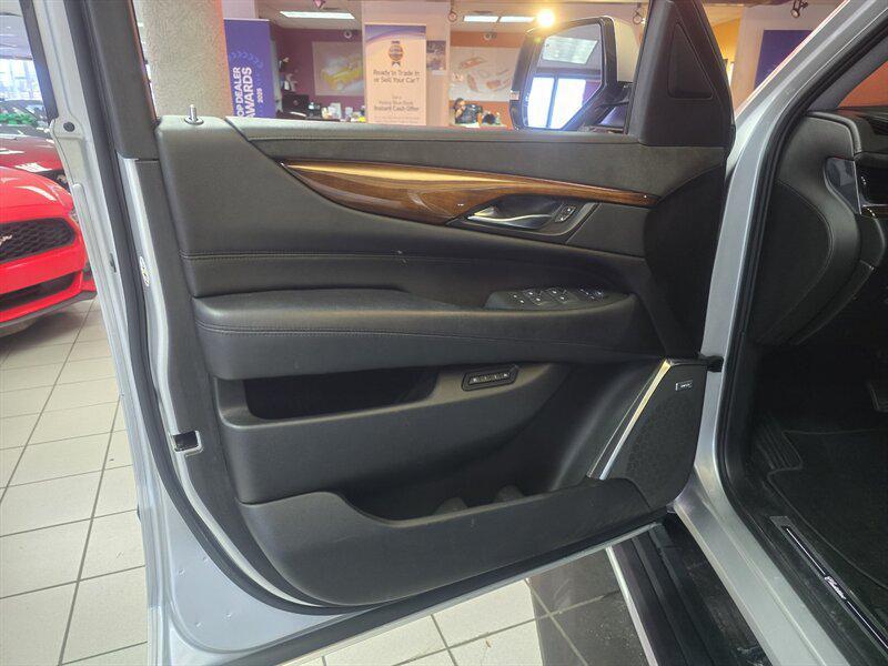 used 2017 Cadillac Escalade ESV car, priced at $22,995