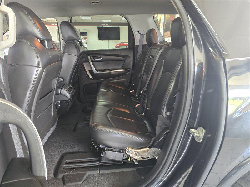 used 2009 GMC Acadia car, priced at $5,995