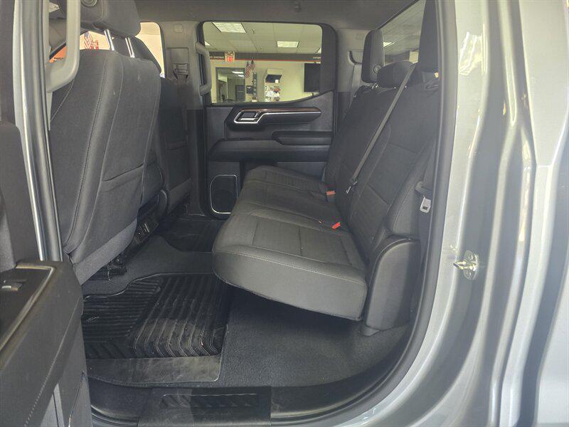 used 2025 Chevrolet Silverado 1500 car, priced at $37,995