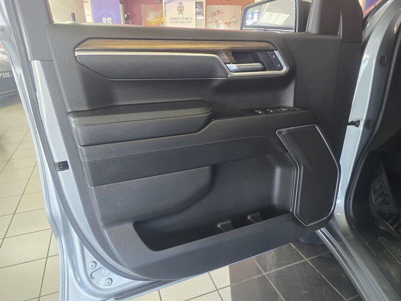 used 2025 Chevrolet Silverado 1500 car, priced at $37,995