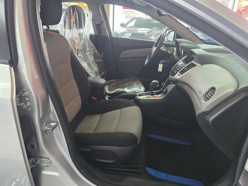 used 2015 Chevrolet Cruze car, priced at $4,995