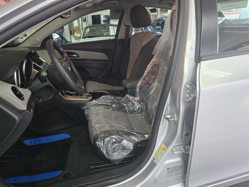 used 2015 Chevrolet Cruze car, priced at $4,995