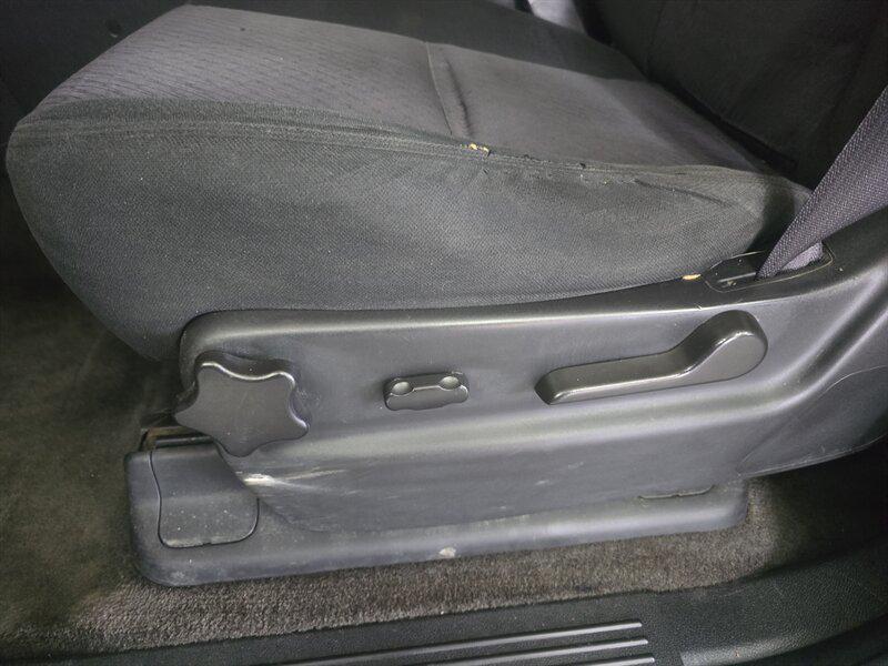 used 2011 Chevrolet Avalanche car, priced at $9,995