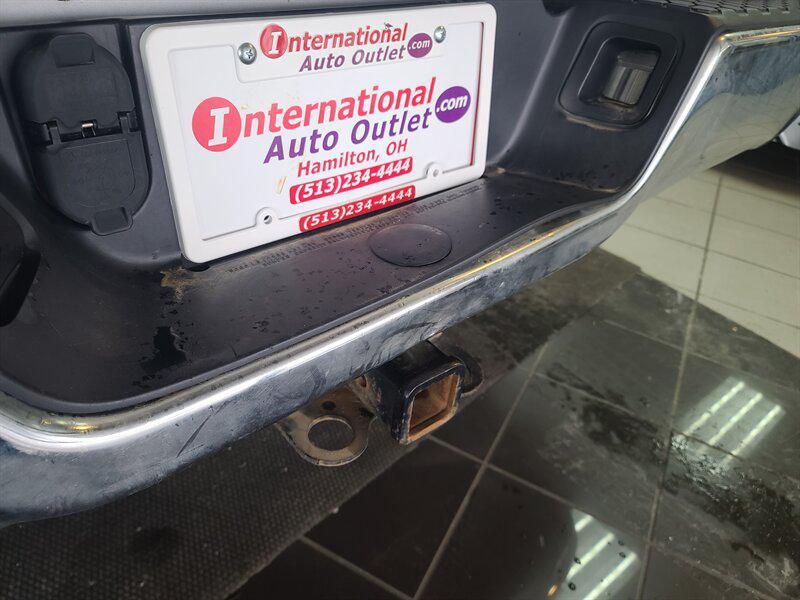 Bright Silver Metallic Clear Coat 2016 RAM 1500 SLT