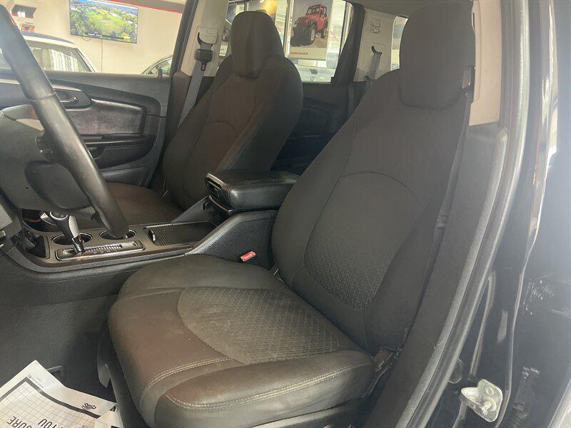 used 2012 Chevrolet Traverse car, priced at $5,995