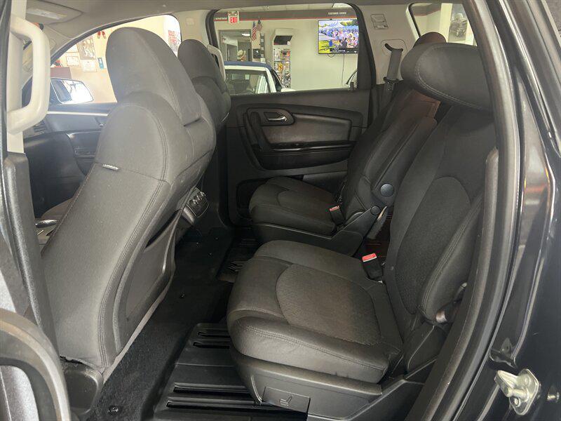 used 2012 Chevrolet Traverse car, priced at $5,995