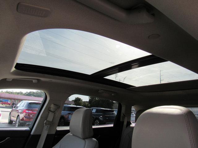 used 2022 Lincoln Nautilus car, priced at $31,999