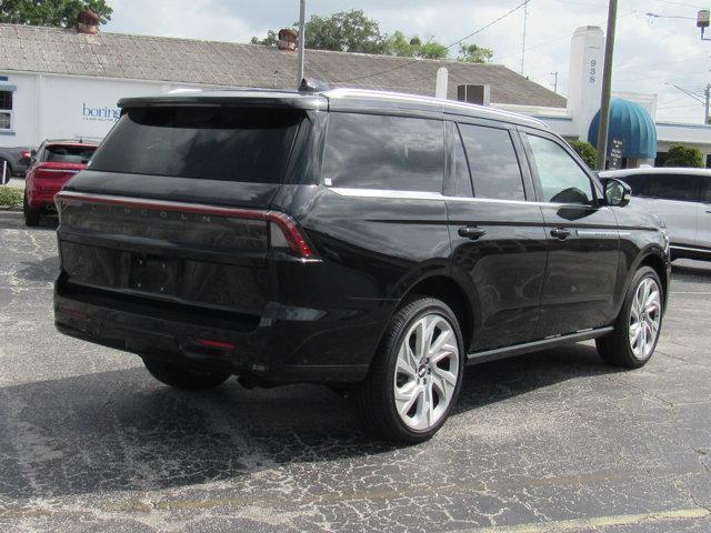 new 2025 Lincoln Navigator car, priced at $108,305