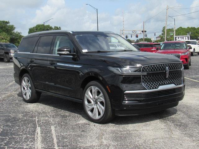 new 2025 Lincoln Navigator car, priced at $108,305